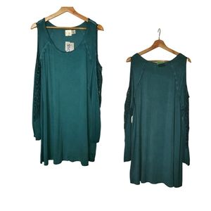 NWT LOVE CRAZY TEAL Cold Shoulder Lace Plus Size Top size 1X